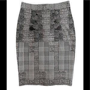 H&M black and white checkered pencil skirt with button detail and gold zipper